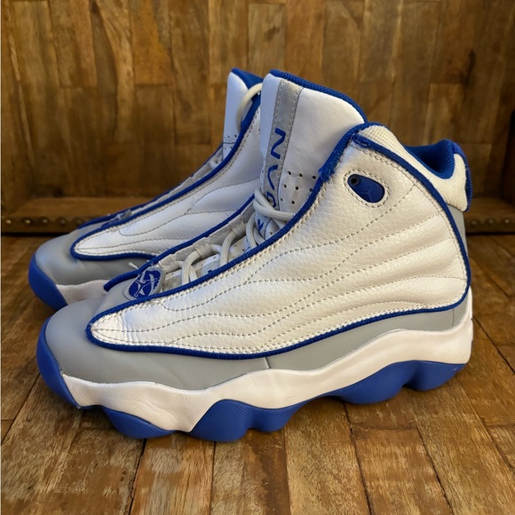 Air Jordan Pro Strong White Hyper Royal Big kids size 4 - Picture 4 of 8